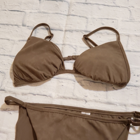 GOOD AMERICAN perfect fit bikini set size 6 - Picture 3 of 14